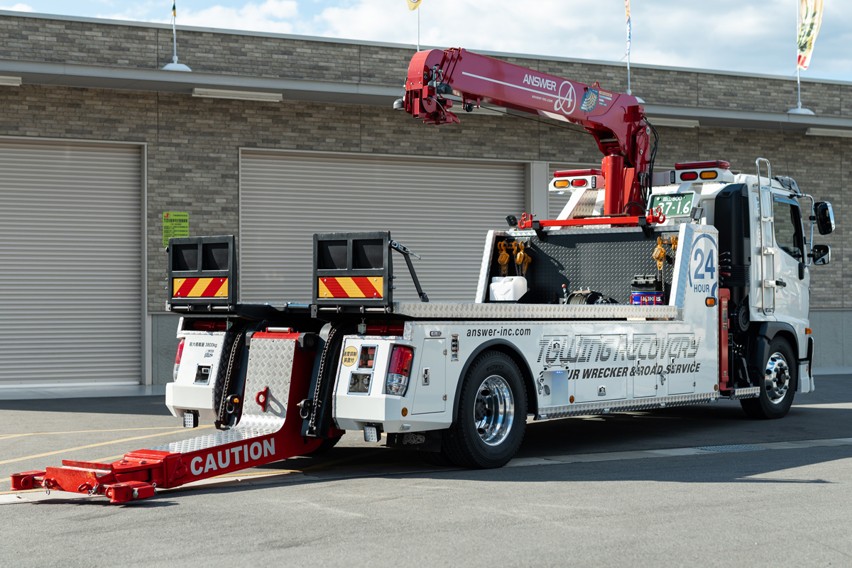 クレーン付レッカー 新田鉄工JFC6 2.9t吊